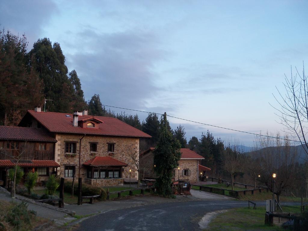 Agroturismo Iturbe Axpe de Busturia Esterno foto